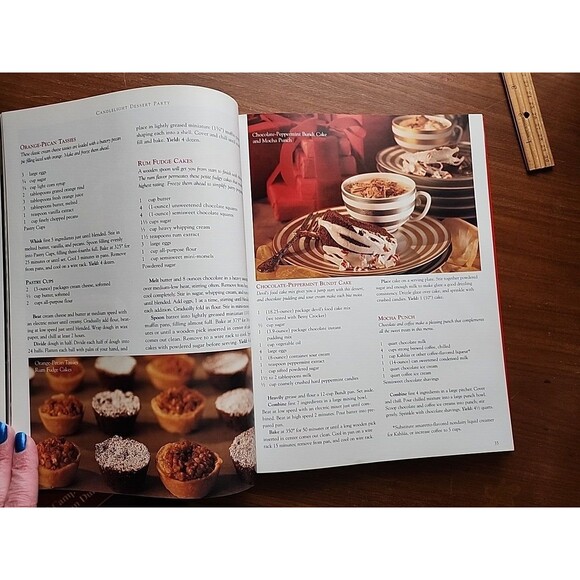 Christmas With Southern Living 2001 Holiday Recipes Cookbook & Entertaining HC - Picture 12 of 16